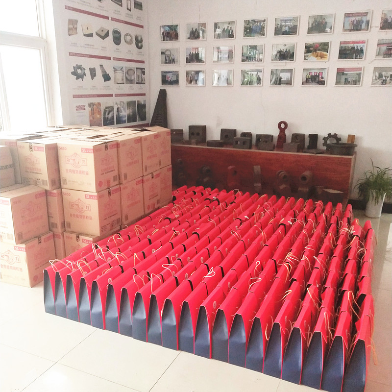 迎中秋，發(fā)禮品！洛陽順祥祝大家中秋節(jié)快樂！